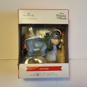 Hallmark Disney Winnie The Pooh Eeyore Ornament. Santa Hat. Wreath. New